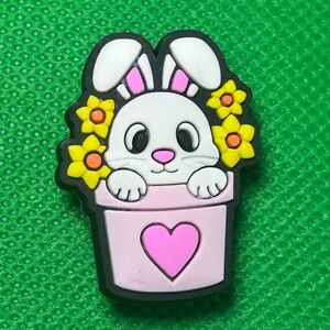 🌼 (5/$10 or 10/$15) NEW “Happy Easter” Croc Charm Collection